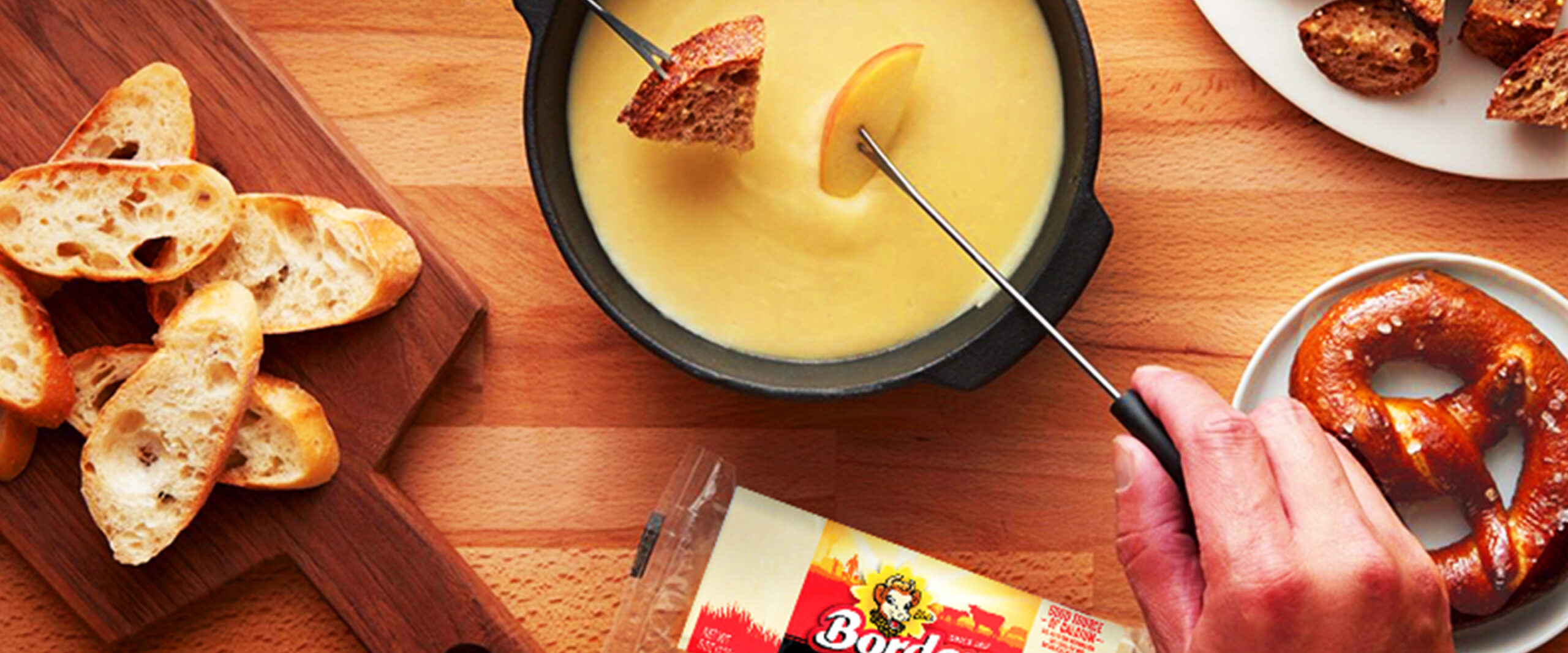 White Cheddar Fondue Borden® Cheese